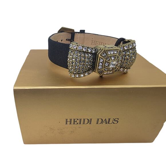 Heidi Daus Crystal Deco Bow Hidden Watch/Bracelet - Leather Band - New Battery - Picture 9 of 12